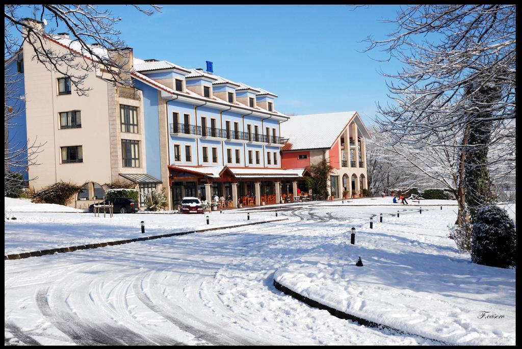 Hotel Cristina Noreña Eksteriør billede